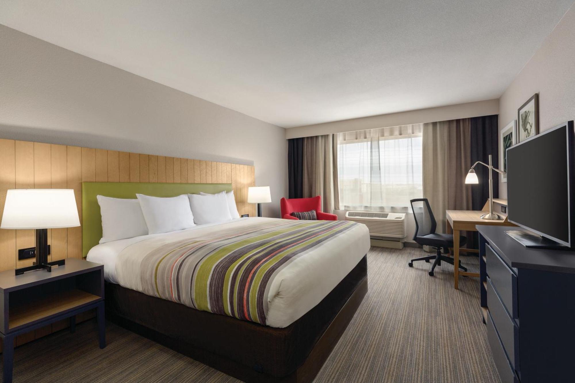 King Room - Disability Access/Non-Smoking